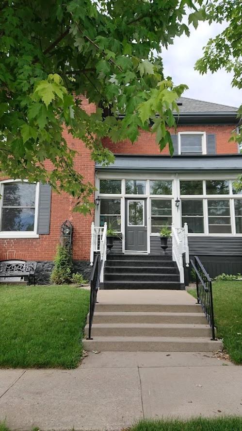 Colborne Bed And Breakfast Ґодріч Екстер'єр фото