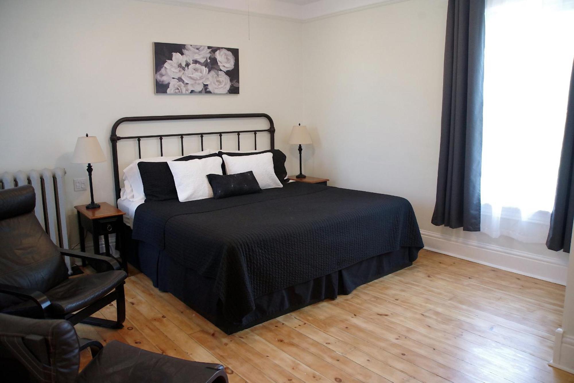 Colborne Bed And Breakfast Ґодріч Номер фото