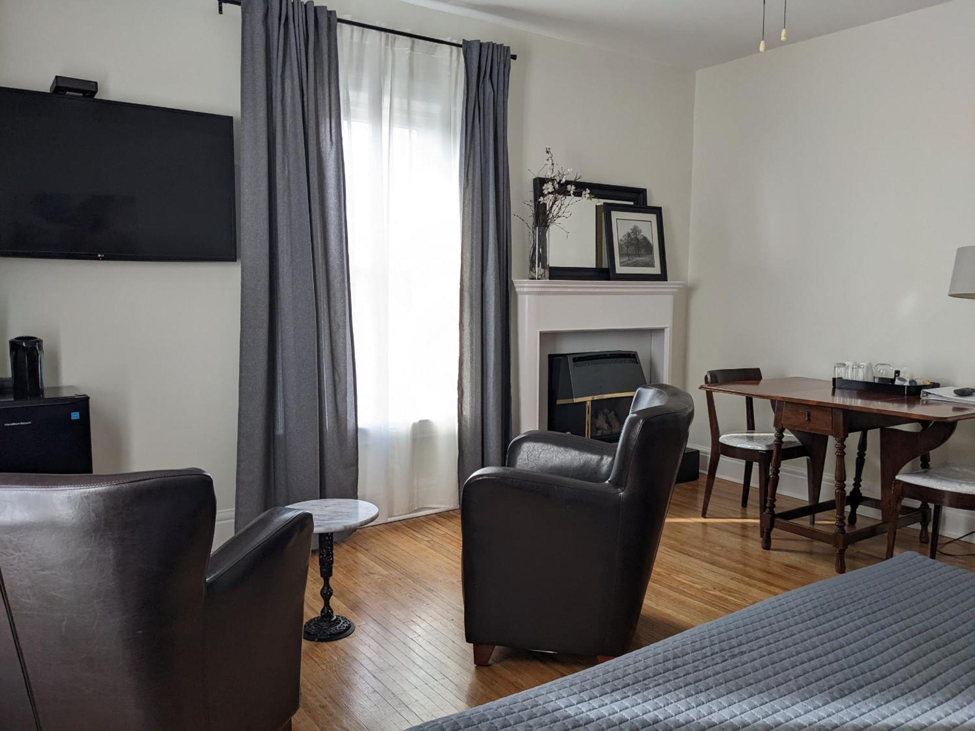 Colborne Bed And Breakfast Ґодріч Номер фото